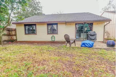 1030 Alderwood Way, Niceville, FL 32578 - Photo 3