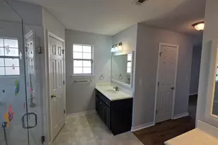 10020 Parker Lake Cir, Navarre, FL 32566 - Photo 27