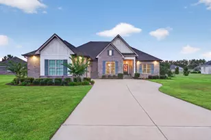 259 Fairway Crossing, Freeport, FL 32439 - Photo 1