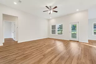 3010 La Salle Ct, Crestview, FL 32536 - Photo 7