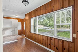 19 SW Comet St, Fort Walton Beach, FL 32548 - Photo 5