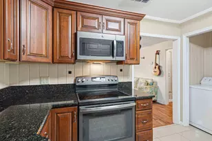 19 SW Comet St, Fort Walton Beach, FL 32548 - Photo 15