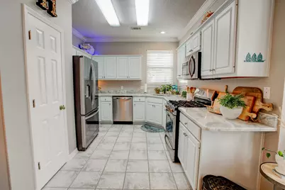 1188 N Bayshore Drive, Valparaiso, FL 32580 - Photo 9