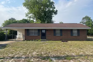 378 NW Oakland Circle, Fort Walton Beach, FL 32548 - Photo 1