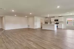 9720 Dutton Ln, Milton, FL 32583 - Photo 11