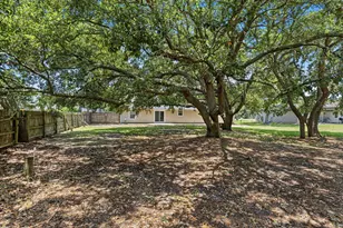 1888 Coral St, Navarre, FL 32566 - Photo 5