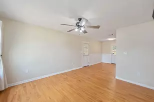 1704 Ivy Ave, Niceville, FL 32578 - Photo 5