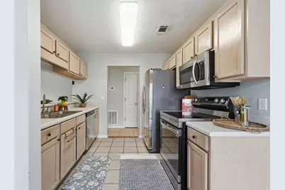 657 Jerrells Avenue, Fort Walton Beach, FL 32547 - Photo 3