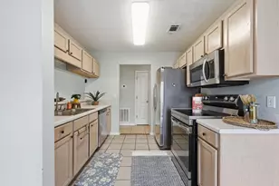 657 Jerrells Ave, Fort Walton Beach, FL 32547 - Photo 3
