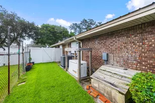 21 Pebble Beach Dr, Shalimar, FL 32579 - Photo 25