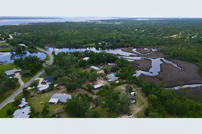 1125 Donald Penny Drive, Southport, FL 32409 - Photo 3