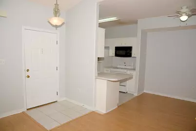 1501 N Partin Drive #APT 217, Niceville, FL 32578 - Photo 5