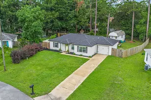 303 Runnymeade Dr, Crestview, FL 32539 - Photo 35