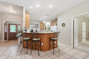 5870 Oakcrest Dr, Crestview, FL 32539 - Photo 11