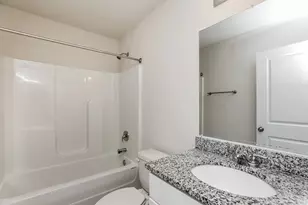 6222 Travelers Rest Ct, Crestview, FL 32539 - Photo 7
