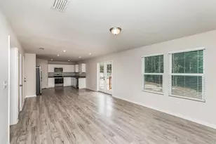 6222 Travelers Rest Ct, Crestview, FL 32539 - Photo 3