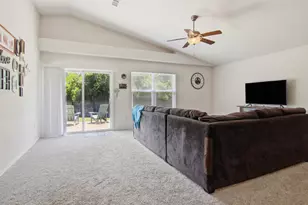 2370 Duncan Ridge Dr, Navarre, FL 32566 - Photo 11