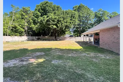 5526 Monterrey Road, Crestview, FL 32539 - Photo 15