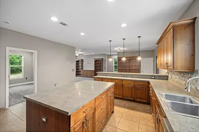409 Hart Street, Niceville, FL 32578 - Photo 5