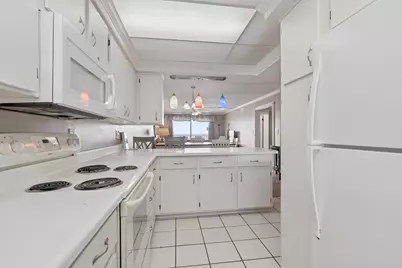 5801 Thomas Drive #UNIT 712, Panama City Beach, FL 32408 - Photo 5