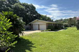705 NE Powell Dr, Fort Walton Beach, FL 32547 - Photo 19
