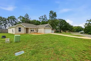 3228 Twilight Dr, Crestview, FL 32539 - Photo 5