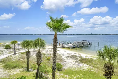 1440 Paradise Point Drive #UNIT 4, Navarre, FL 32566 - Photo 27