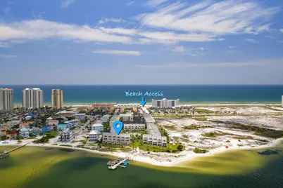 1440 Paradise Point Drive #UNIT 4, Navarre, FL 32566 - Photo 3