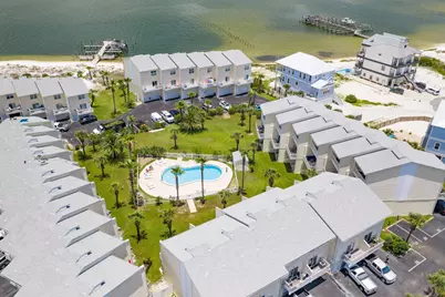 1440 Paradise Point Drive #UNIT 4, Navarre, FL 32566 - Photo 63