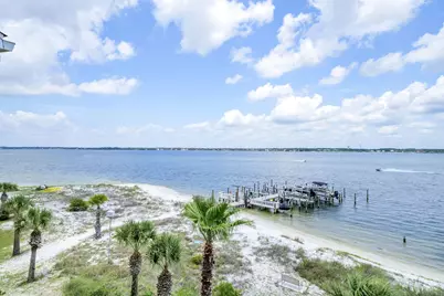 1440 Paradise Point Drive #UNIT 4, Navarre, FL 32566 - Photo 41