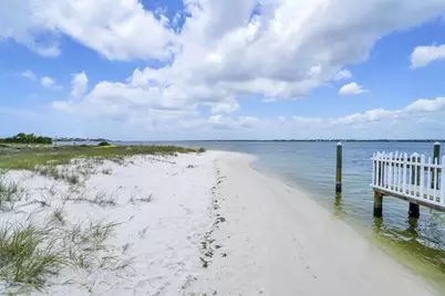 1440 Paradise Point Drive #UNIT 4, Navarre, FL 32566 - Photo 47