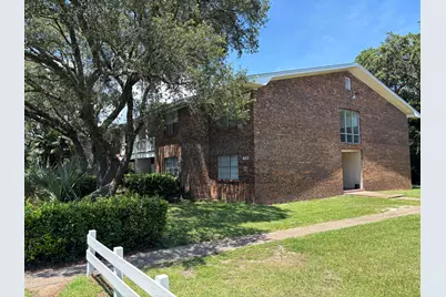 613 Colonial Drive #8, Fort Walton Beach, FL 32547 - Photo 1
