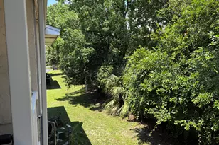 613 Colonial Dr, Fort Walton Beach, FL 32547 - Photo 9