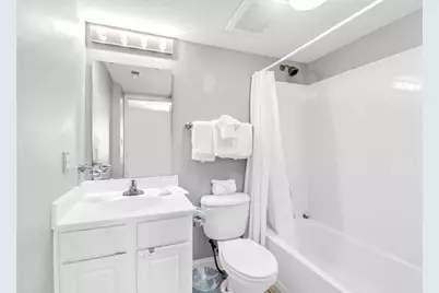 663 Nautilus Court #304, Fort Walton Beach, FL 32548 - Photo 25
