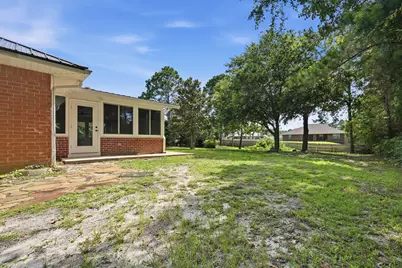 2017 Candlewood Drive, Navarre, FL 32566 - Photo 41