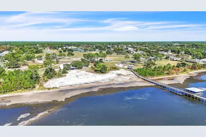 2017 Candlewood Drive, Navarre, FL 32566 - Photo 49
