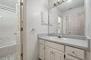 2017 Candlewood Dr, Navarre, FL 32566 - Photo 27