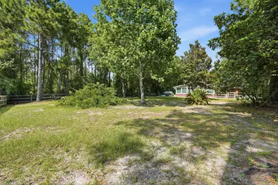 2017 Candlewood Drive, Navarre, FL 32566 - Photo 51