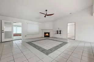 2017 Candlewood Dr, Navarre, FL 32566 - Photo 17