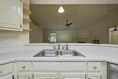2017 Candlewood Drive, Navarre, FL 32566 - Photo 15