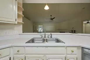 2017 Candlewood Dr, Navarre, FL 32566 - Photo 15