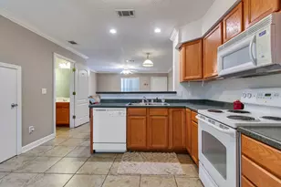 1840 Shay-Lin Ct, Niceville, FL 32578 - Photo 7