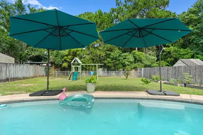 623 Parish Boulevard, Mary Esther, FL 32569 - Photo 3