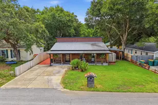 933 Washington St, Fort Walton Beach, FL 32547 - Photo 1