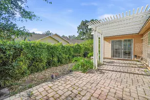 827 Fairway Lakes Dr, Niceville, FL 32578 - Photo 37