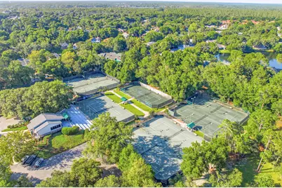 827 Fairway Lakes Drive, Niceville, FL 32578 - Photo 41