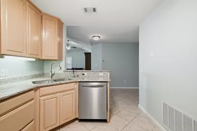 827 Fairway Lakes Drive, Niceville, FL 32578 - Photo 13