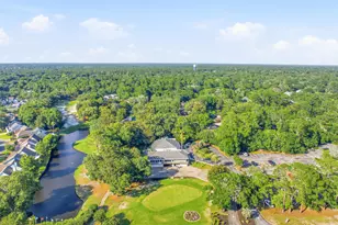 827 Fairway Lakes Dr, Niceville, FL 32578 - Photo 39