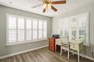 827 Fairway Lakes Dr, Niceville, FL 32578 - Photo 33