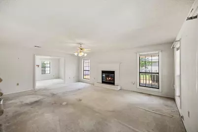 9413 Octavia Lane, Navarre, FL 32566 - Photo 5